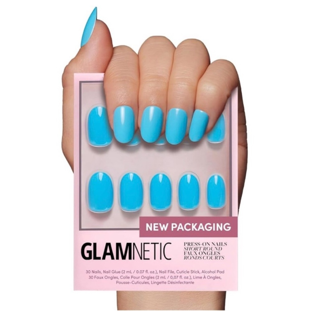 Glamnetic Azure Blue Short Round Press On Nails